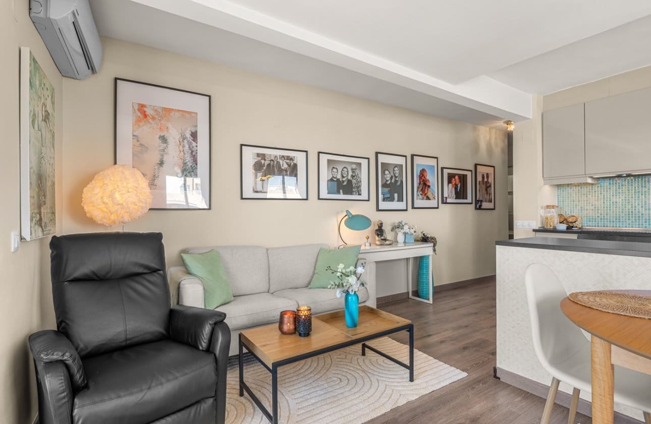 Apartamento Playa de 2 habitaciones en Guardamar del Segura en venta - 298.000 € (Ref: 9783278)