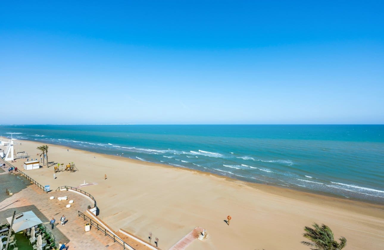 Apartamento Playa de 2 habitaciones en Guardamar del Segura en venta - 298.000 € (Ref: 9783278)