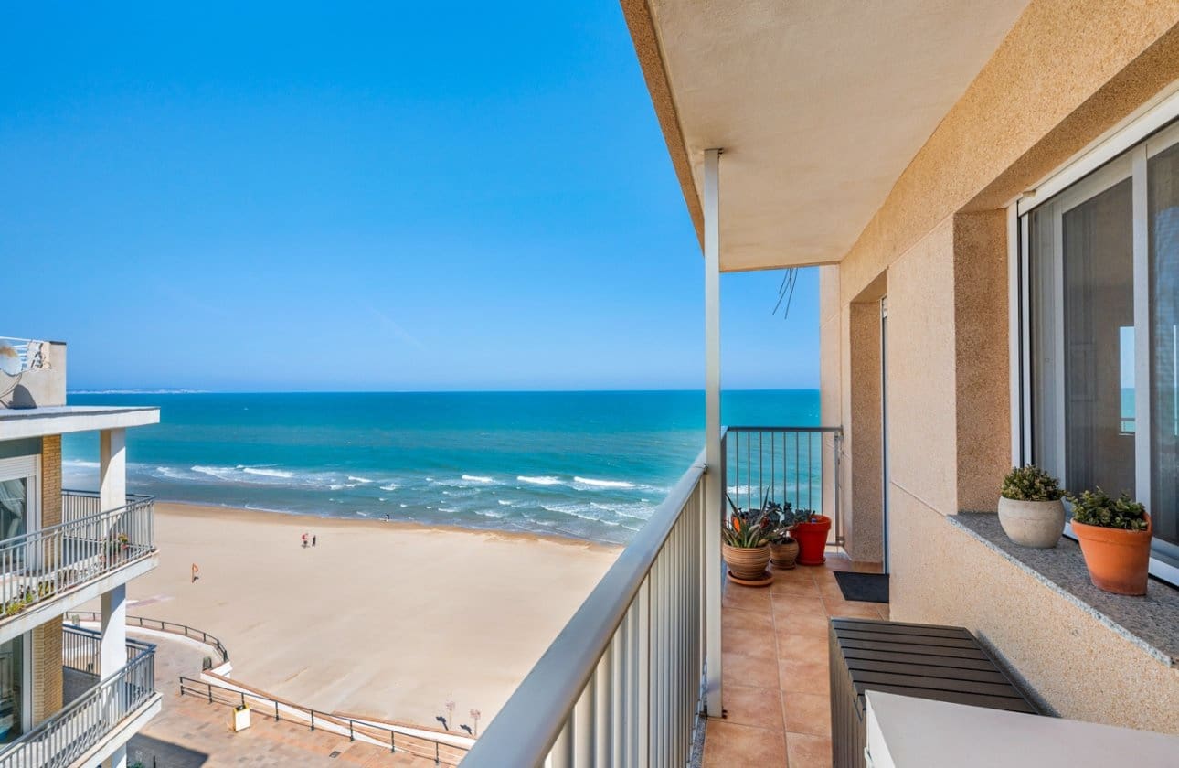 Apartamento Playa de 2 habitaciones en Guardamar del Segura en venta - 298.000 € (Ref: 9783278)