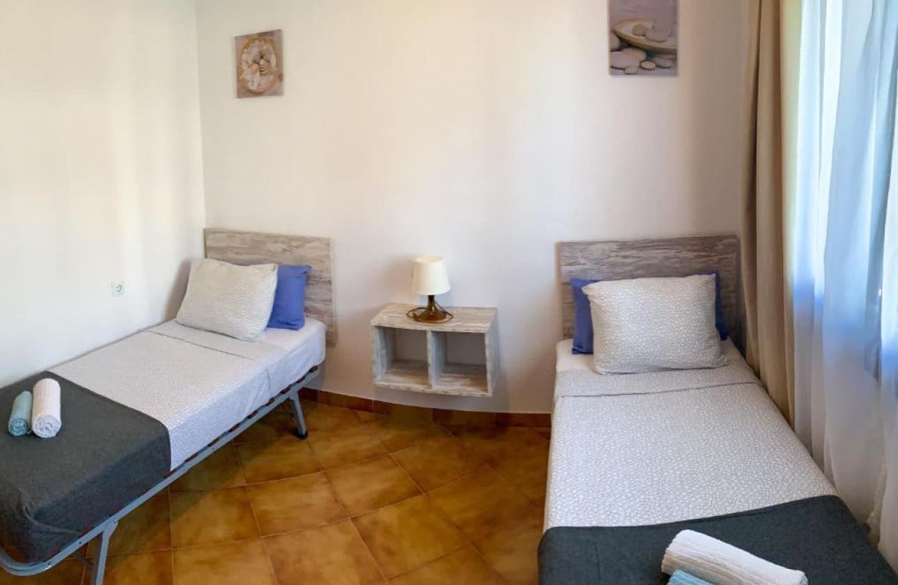 2 makuuhuone Huoneisto myytävänä paikassa Cabo Roig mukana uima-altaan 
autotalli - 245 000 € (Ref: 9783751)