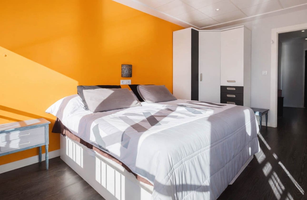 3 soveværelse Strandlejlighed til salg i Torrevieja med swimmingpool - € 389.500 (Ref: 9799926)