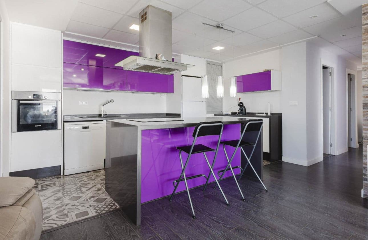 3 soveværelse Strandlejlighed til salg i Torrevieja med swimmingpool - € 389.500 (Ref: 9799926)