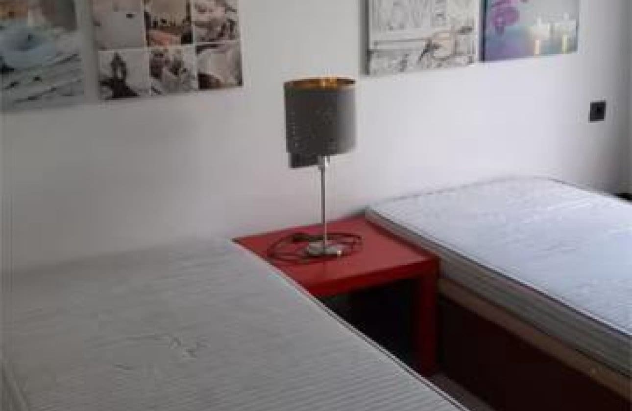 2 Zimmer Villa zu verkaufen in Orihuela Costa mit Pool - 299.000 € (Ref: 9810830)