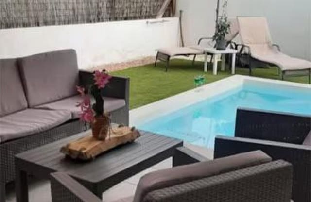 2 Zimmer Villa zu verkaufen in Lomas de Cabo Roig - Los Dolses, Orihuela mit Pool - 299.000 € (Ref: 9810830)