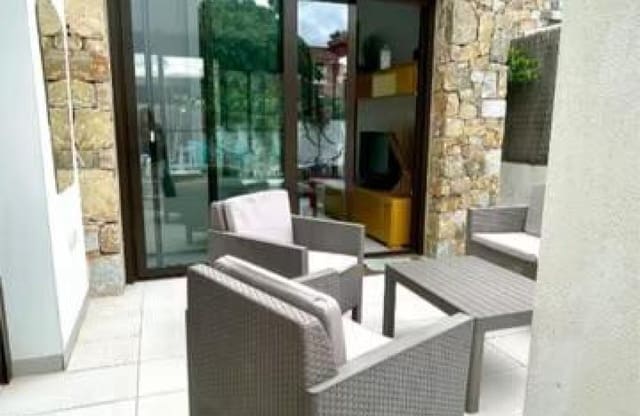 2 Zimmer Villa zu verkaufen in Lomas de Cabo Roig - Los Dolses, Orihuela mit Pool - 299.000 € (Ref: 9810830)