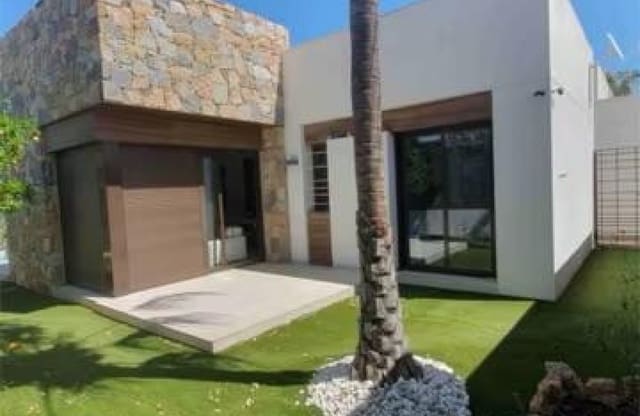 2 Zimmer Villa zu verkaufen in Lomas de Cabo Roig - Los Dolses, Orihuela mit Pool - 299.000 € (Ref: 9810830)