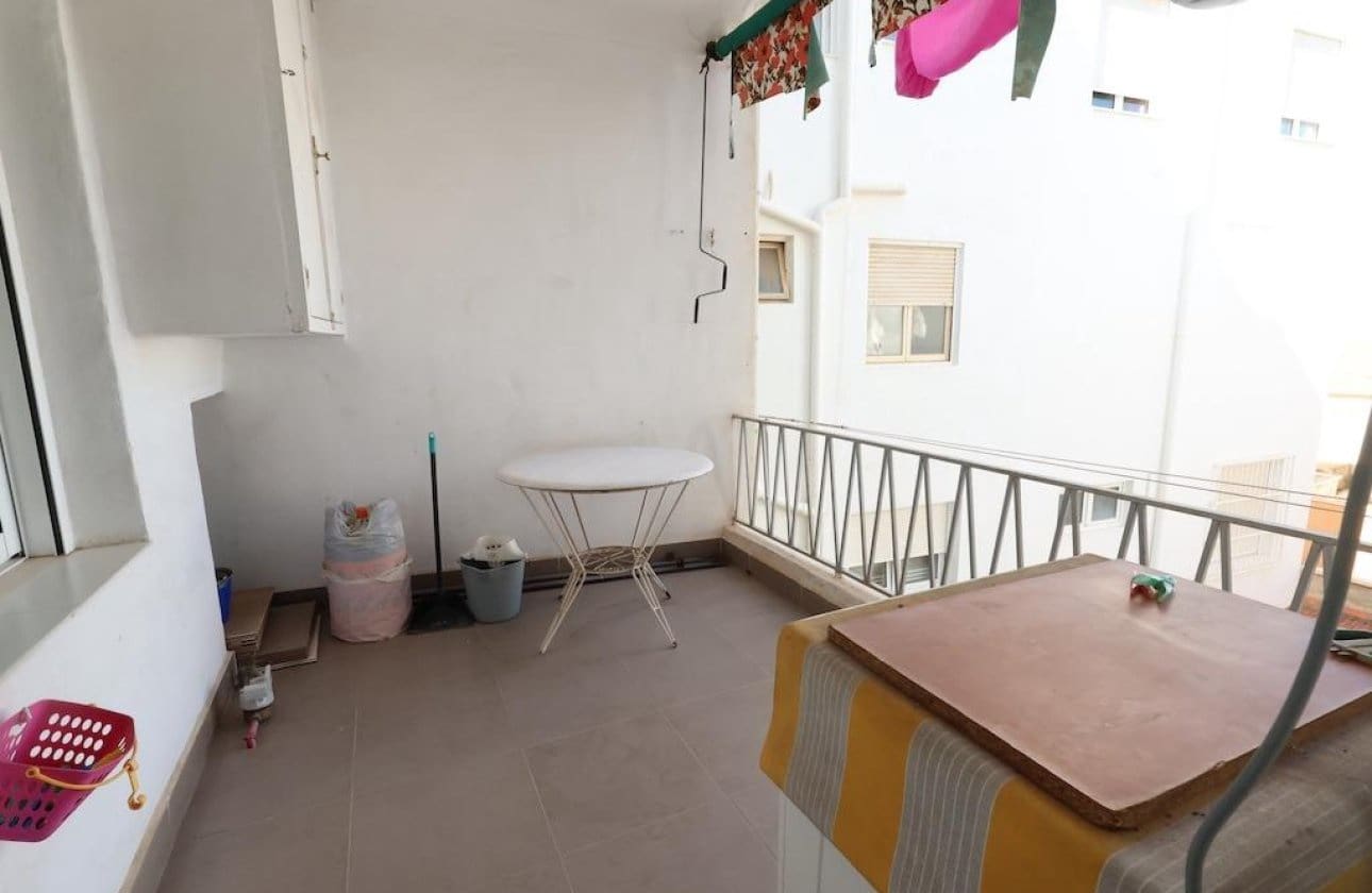 3 soveværelse Lejlighed til salg i Torrevieja - € 165.000 (Ref: 9810832)