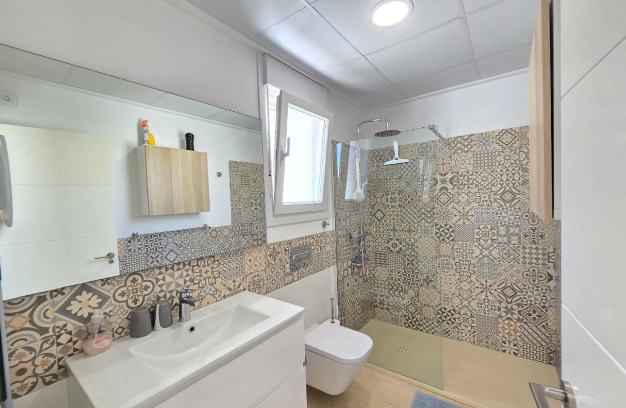 3 makuuhuone Huvila myytävänä paikassa Pilar de la Horadada mukana uima-altaan - 450 000 € (Ref: 9818230)