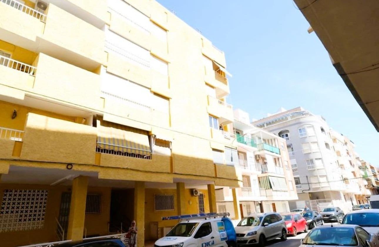 3 chambre Appartement de Plage à vendre à Torrevieja - 249 000 € (Ref: 9818232)