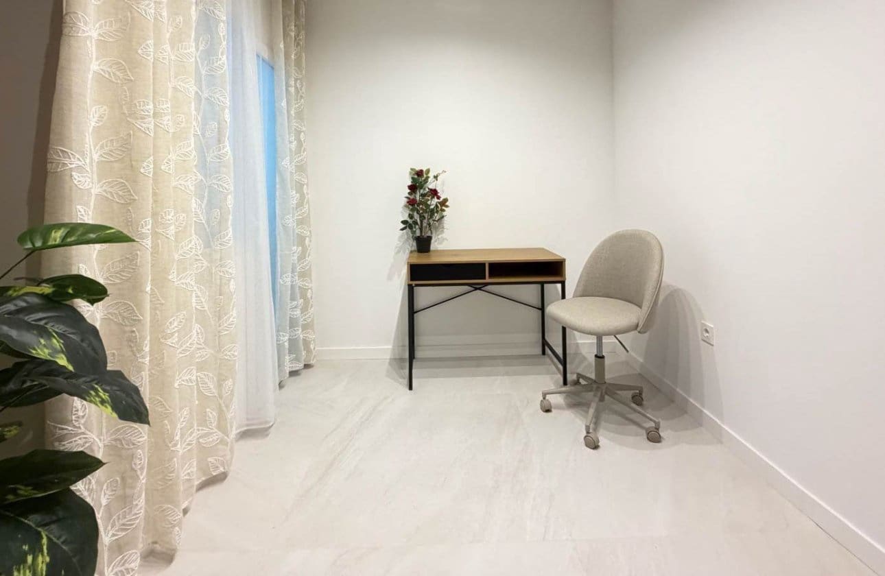 4 quarto Apartamento para venda em Torrevieja - 277 000 € (Ref: 9818234)