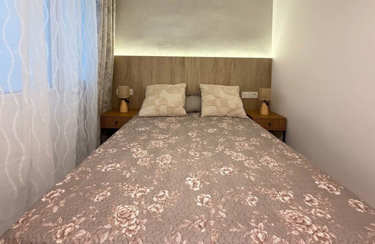 4 quarto Apartamento para venda em Torrevieja - 277 000 € (Ref: 9818234)