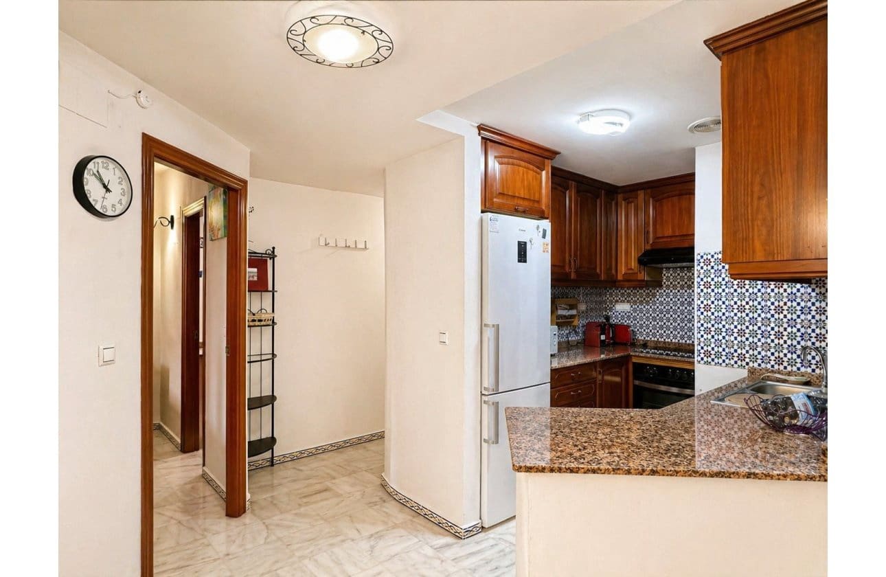 3 sovrum Lägenhet till salu i Torrevieja med pool - 255 000 € (Ref: 9818235)