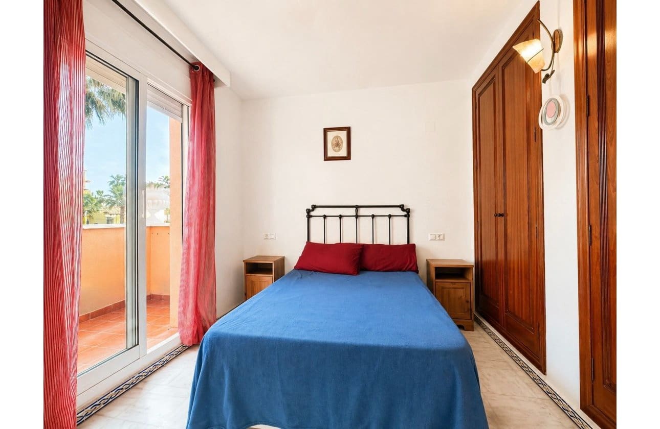 3 sovrum Lägenhet till salu i Torrevieja med pool - 255 000 € (Ref: 9818235)