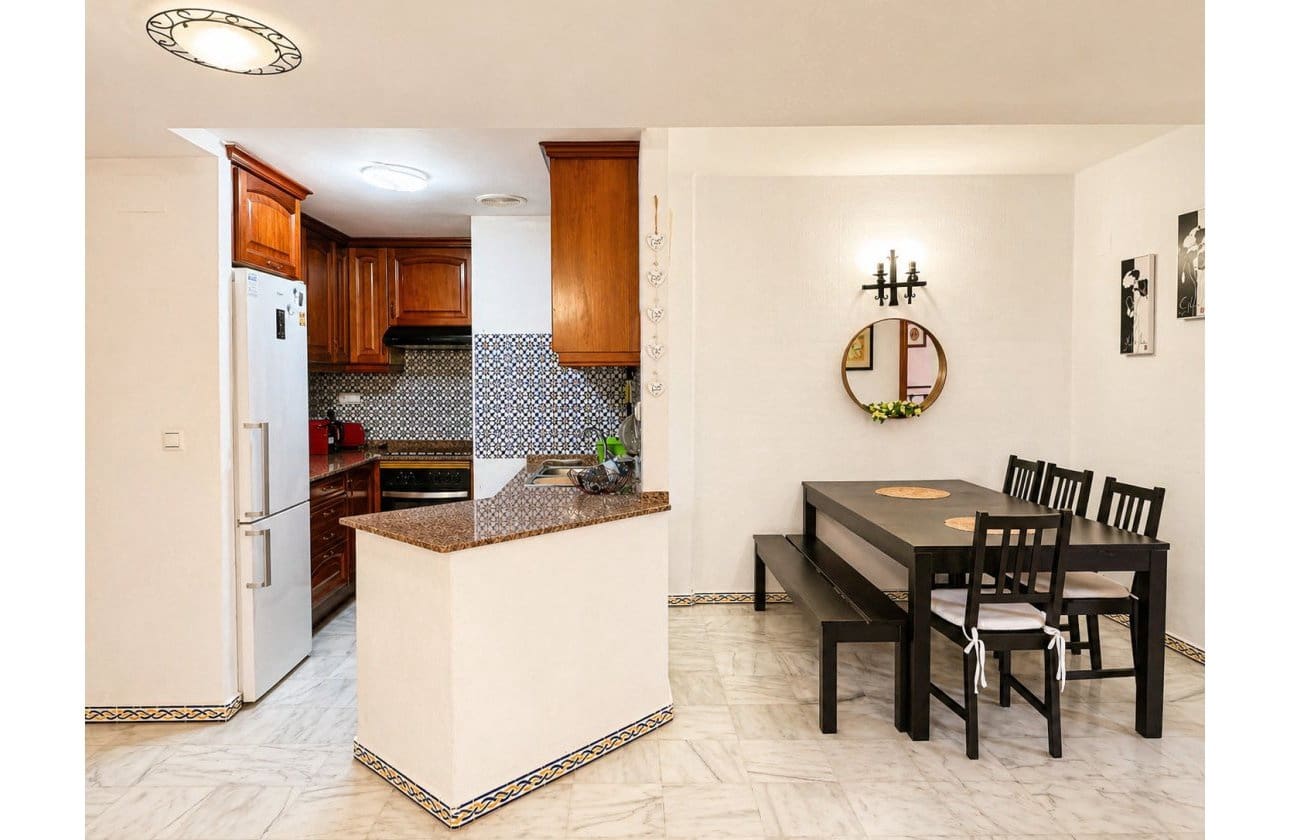 3 sovrum Lägenhet till salu i Torrevieja med pool - 255 000 € (Ref: 9818235)