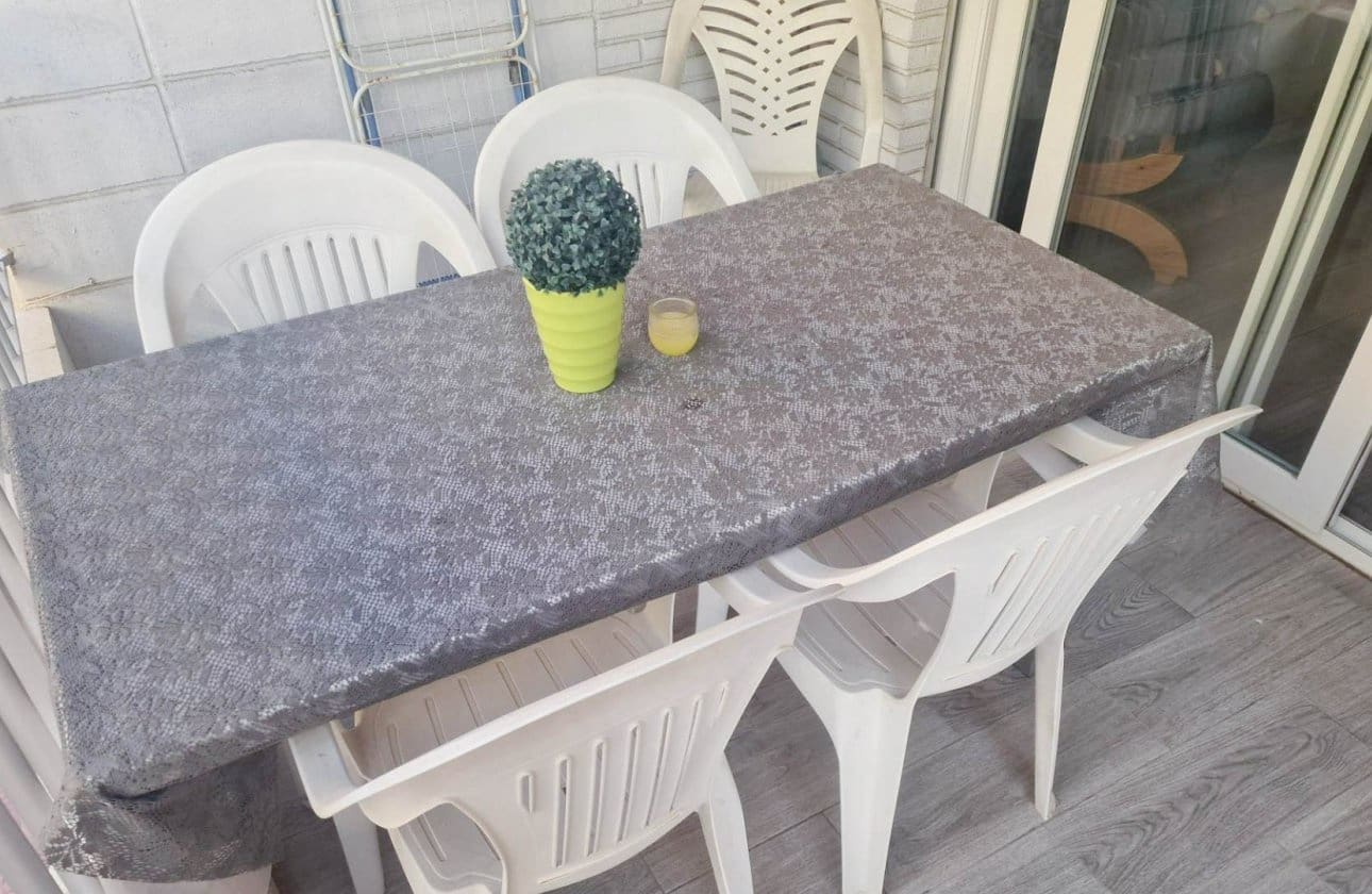 Apartamento de 3 habitaciones en Torrevieja en venta - 209.000 € (Ref: 9831816)