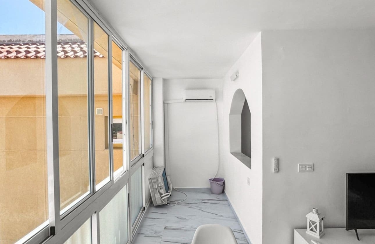 1 camera da letto Appartamento in vendita in Orihuela Costa - 245.000 € (Rif: 9831818)