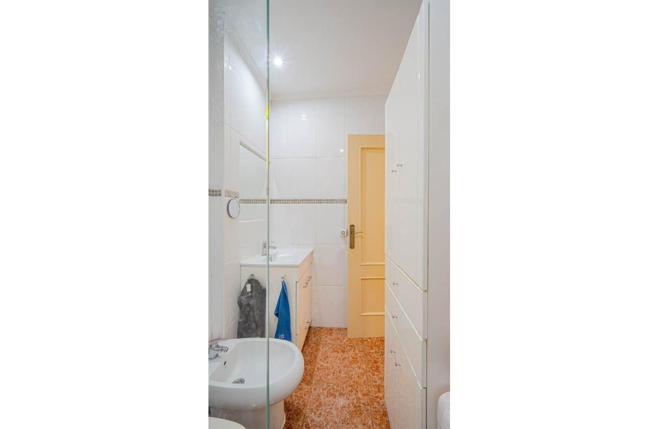 2 chambre Villa/Maison à vendre à Punta Prima avec piscine - 235 000 € (Ref: 9834251)