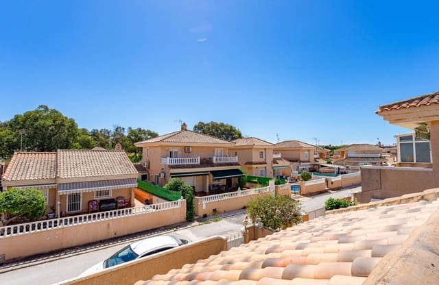 2 chambre Villa/Maison à vendre à Punta Prima, Torrevieja avec piscine - 235 000 € (Ref: 9834251)