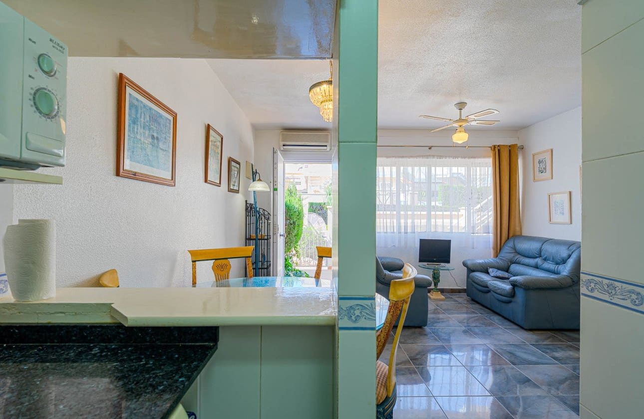 Chalet de 2 habitaciones en Los Altos en venta con piscina - 165.000 € (Ref: 9834252)