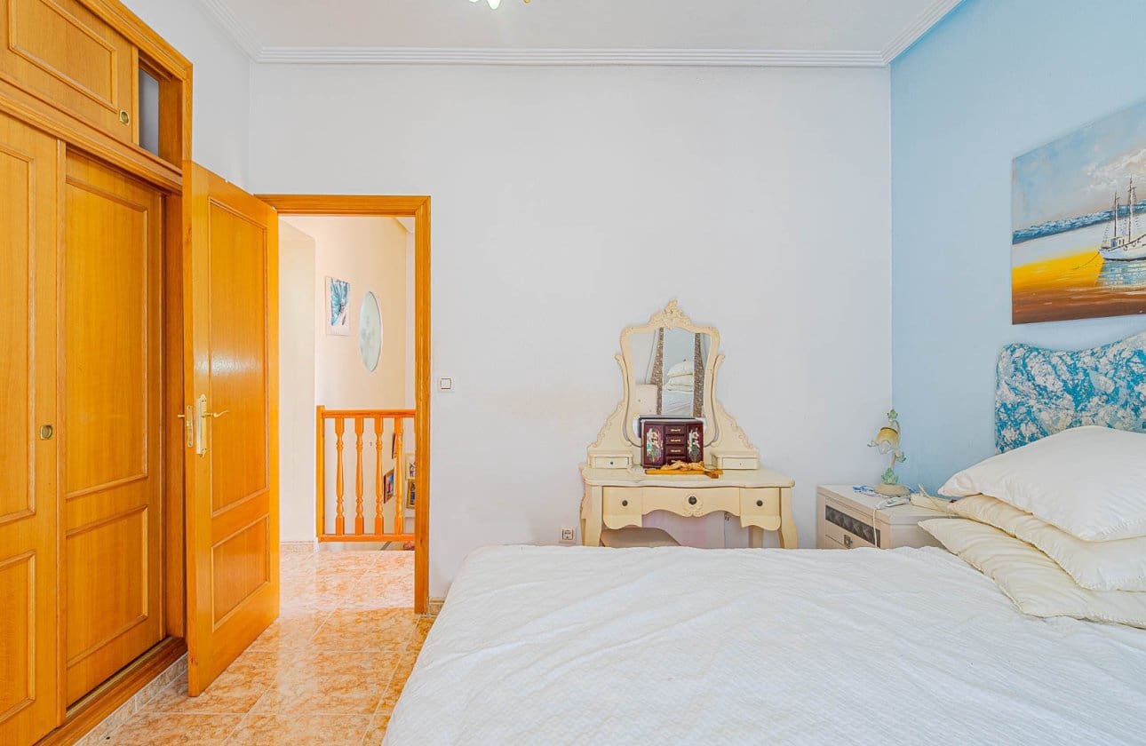 3 chambre Maison de Ville à vendre à Punta Prima avec piscine - 265 000 € (Ref: 9834253)