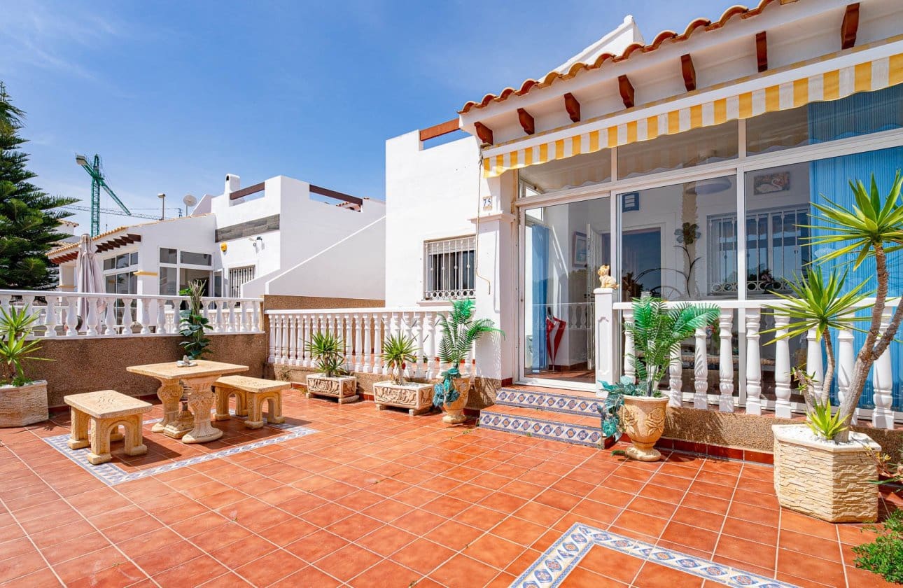 3 chambre Maison de Ville à vendre à Punta Prima avec piscine - 265 000 € (Ref: 9834253)