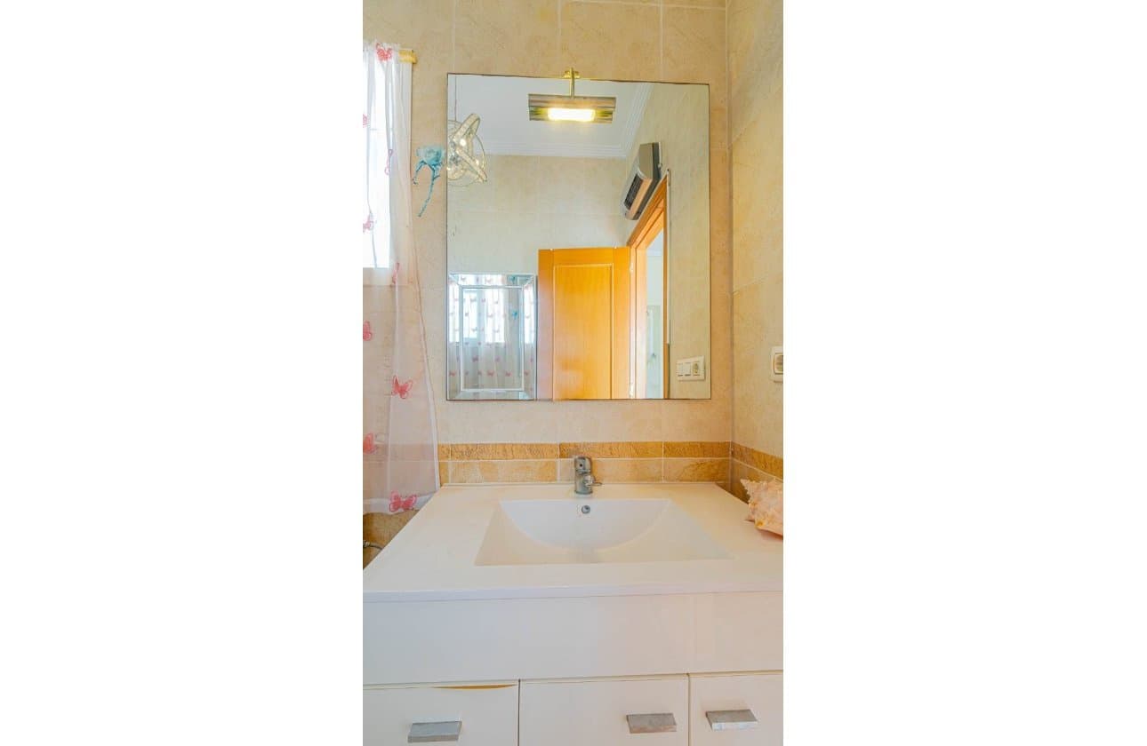3 chambre Maison de Ville à vendre à Punta Prima avec piscine - 265 000 € (Ref: 9834253)