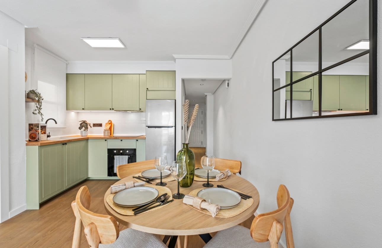 2 slaapkamer Appartement te koop in Playa Flamenca met zwembad - € 199.800 (Ref: 9834255)