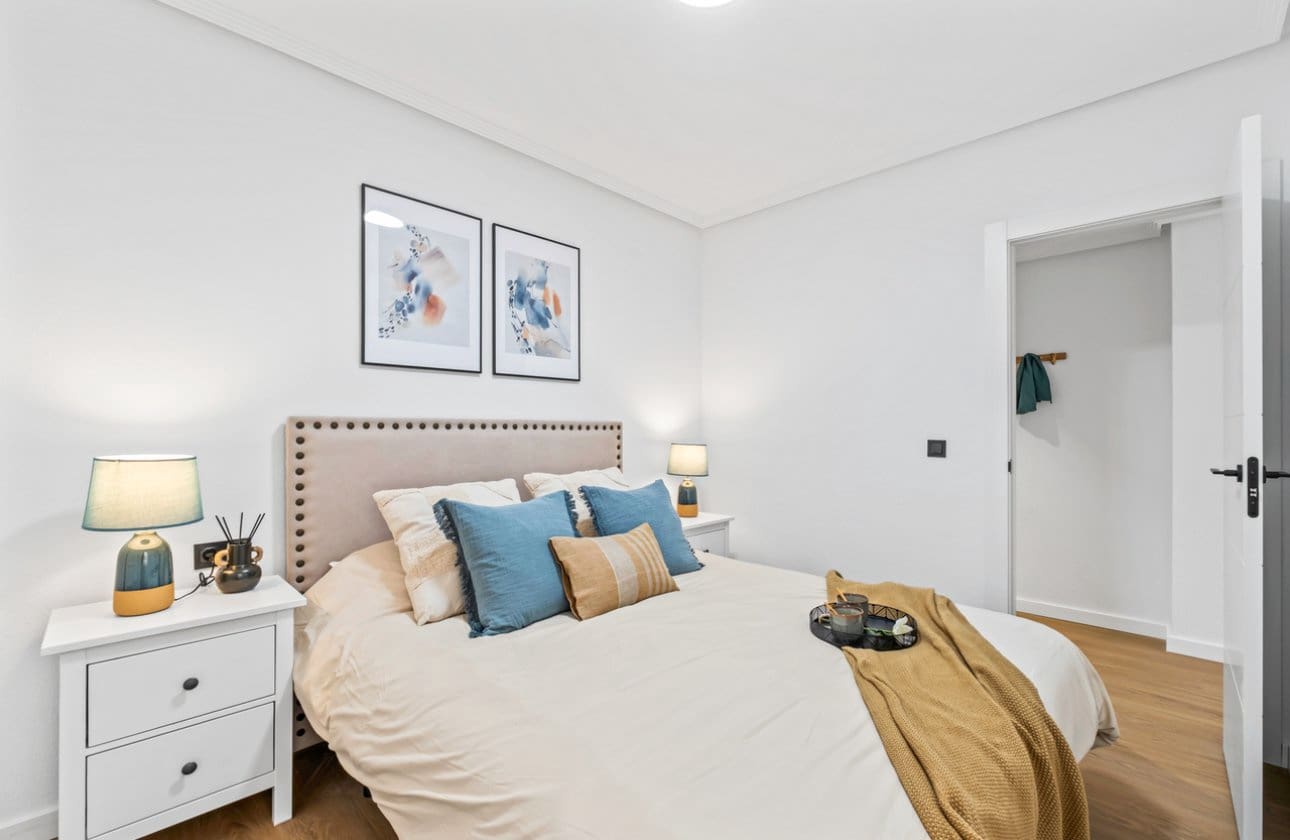2 slaapkamer Appartement te koop in Playa Flamenca met zwembad - € 199.800 (Ref: 9834255)
