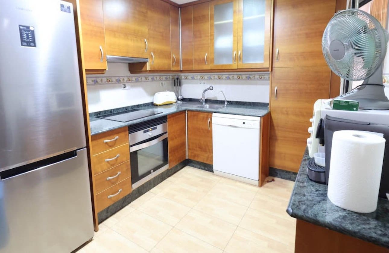3 chambre Appartement à vendre à Torrevieja - 160 000 € (Ref: 9834258)