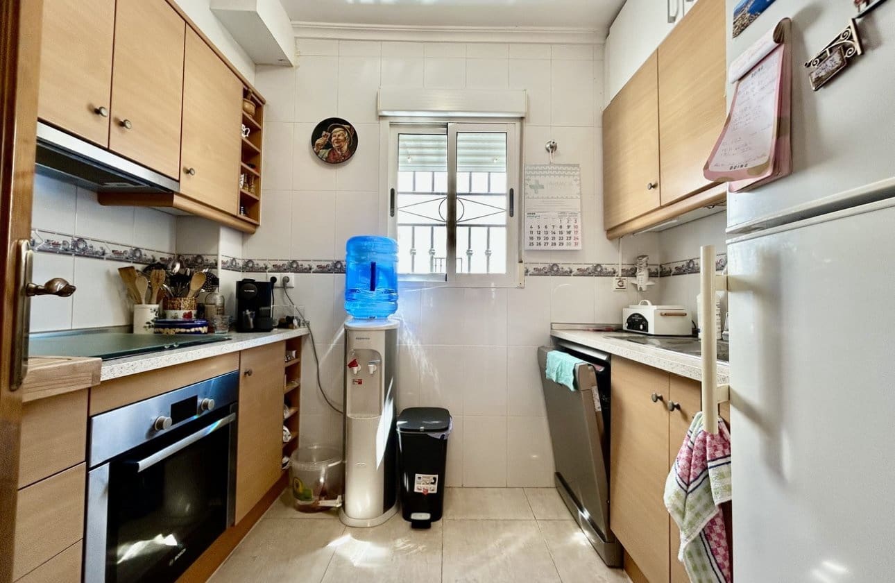 2 bedroom Apartment for sale in Los Altos with pool - € 189,900 (Ref: 9834259)