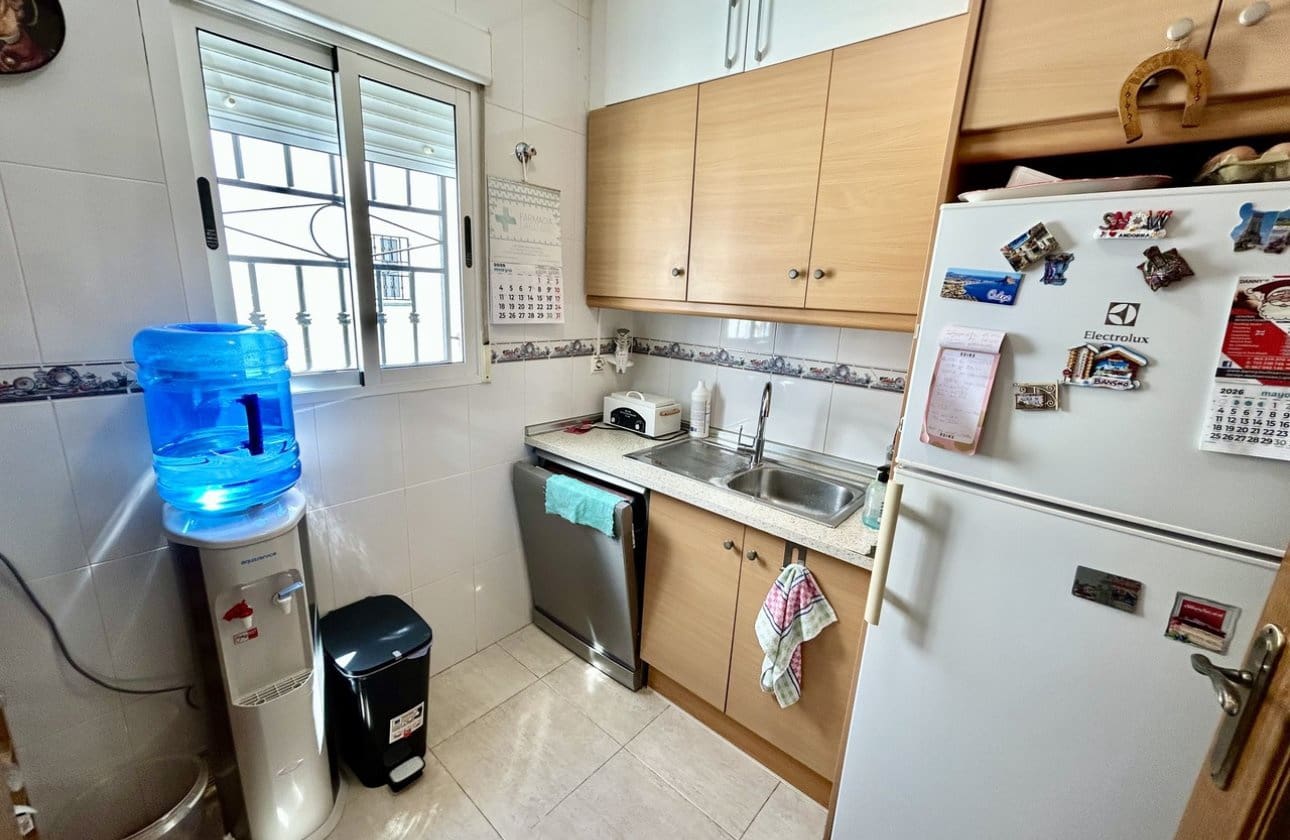 2 bedroom Apartment for sale in Los Altos with pool - € 189,900 (Ref: 9834259)