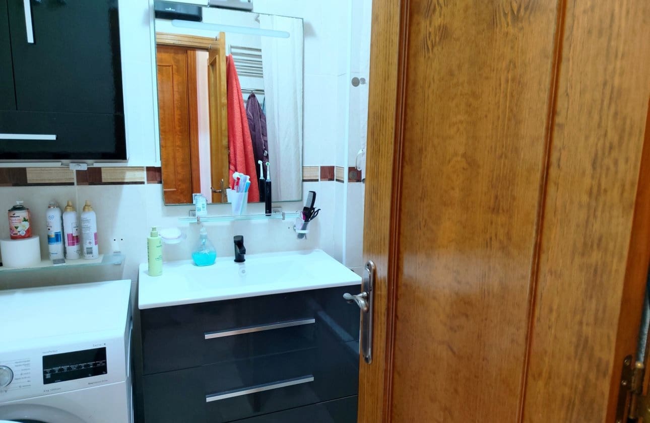 2 bedroom Apartment for sale in Los Altos with pool - € 189,900 (Ref: 9834259)