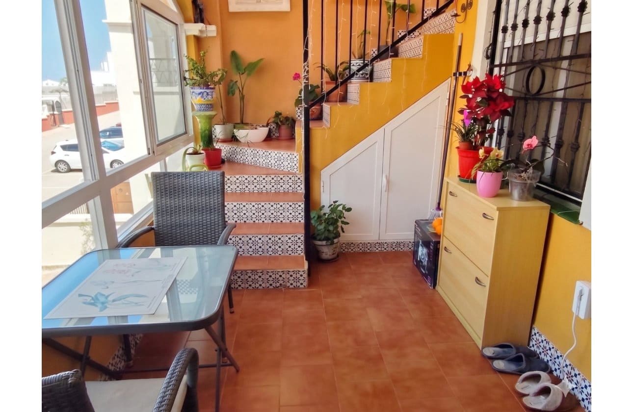2 bedroom Apartment for sale in Los Altos with pool - € 189,900 (Ref: 9834259)