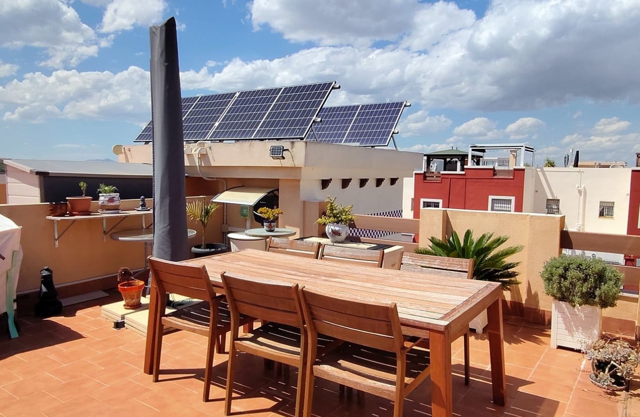 2 bedroom Apartment for sale in Los Altos with pool - € 189,900 (Ref: 9834259)