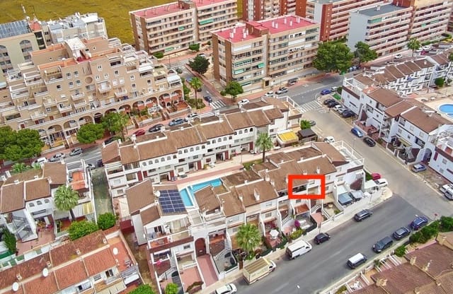 2 soverom Strandleiligheter til salgs i Punta Prima, Torrevieja med svømmebasseng - € 165 000 (Ref: 9834260)