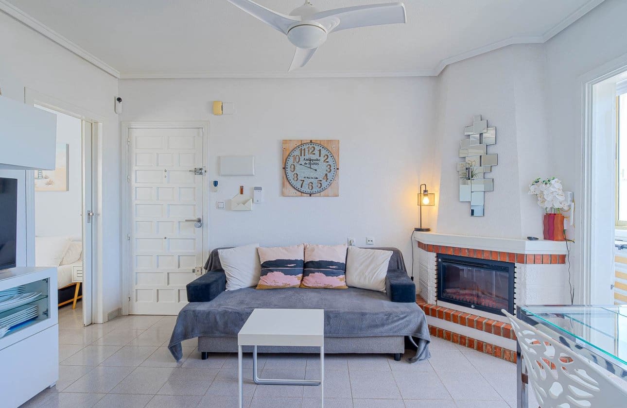1 chambre Appartement à vendre à Punta Prima avec piscine - 135 000 € (Ref: 9834261)