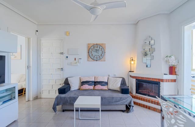 1 chambre Appartement à vendre à Punta Prima, Torrevieja avec piscine - 135 000 € (Ref: 9834261)