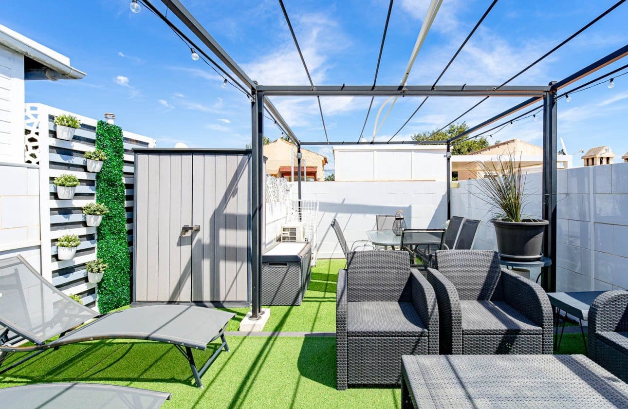 1 chambre Appartement à vendre à Punta Prima avec piscine - 135 000 € (Ref: 9834261)