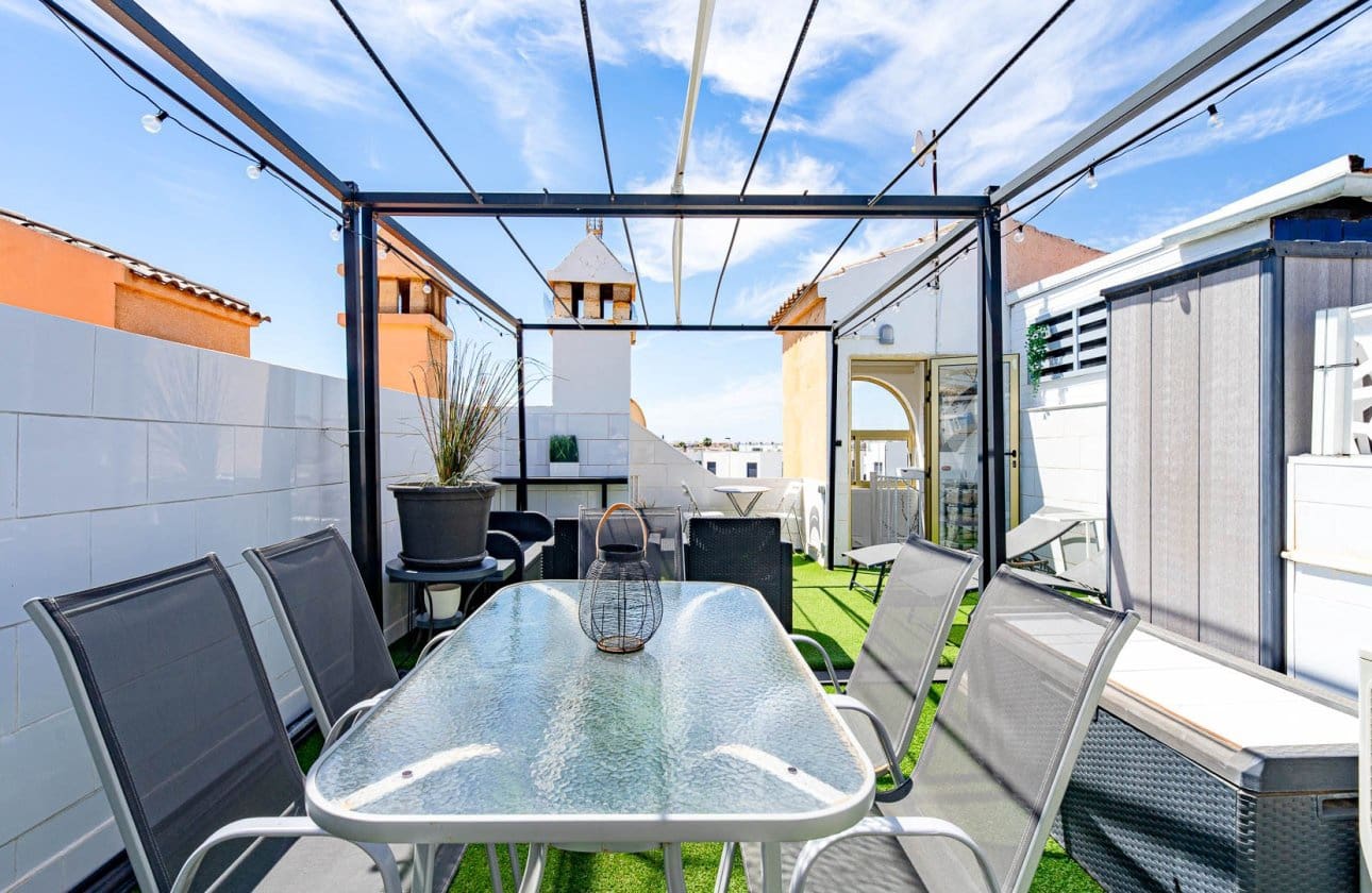 1 chambre Appartement à vendre à Punta Prima avec piscine - 135 000 € (Ref: 9834261)