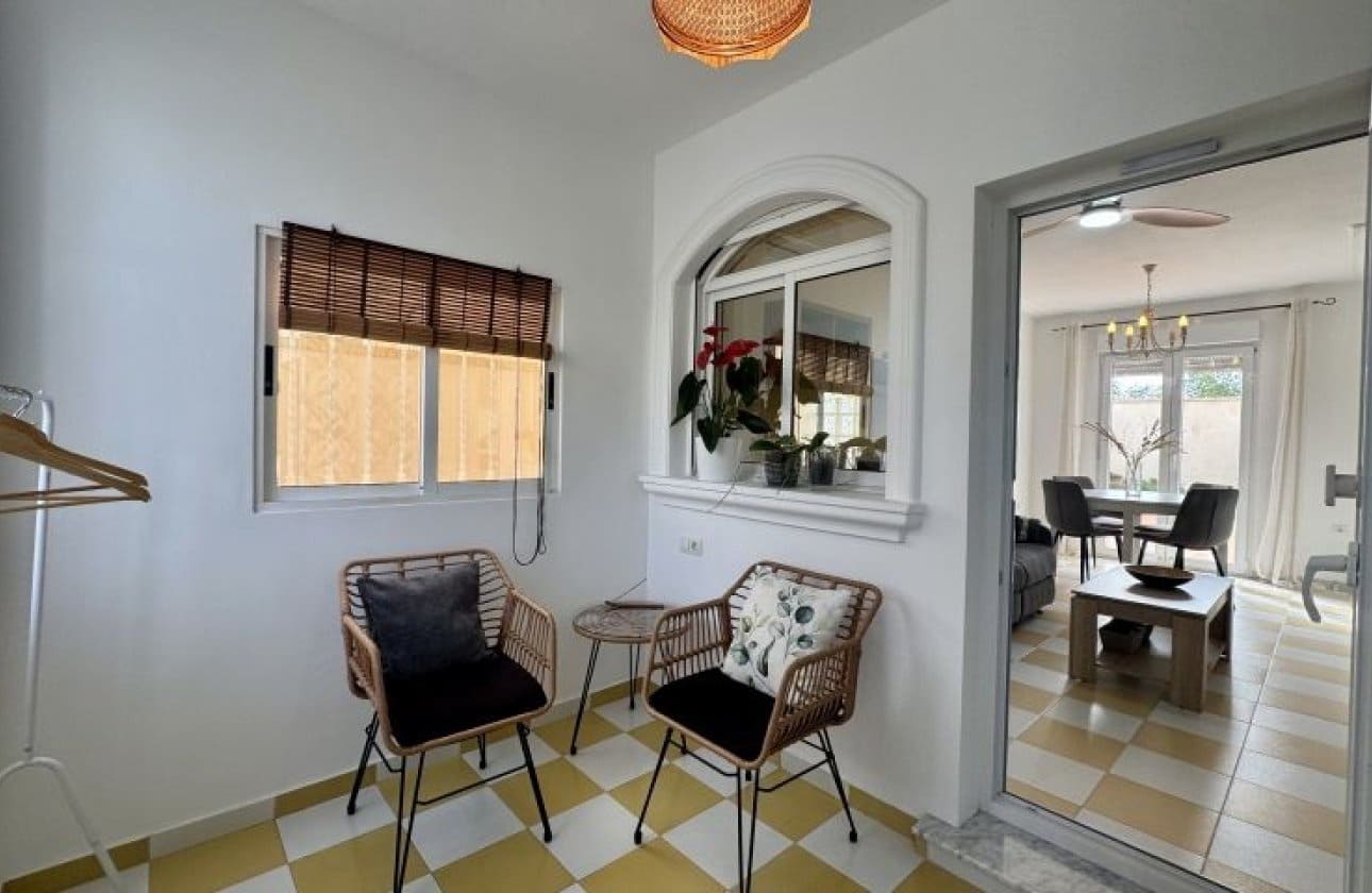 4 bedroom Villa for sale in Torrevieja - € 398,995 (Ref: 9839000)