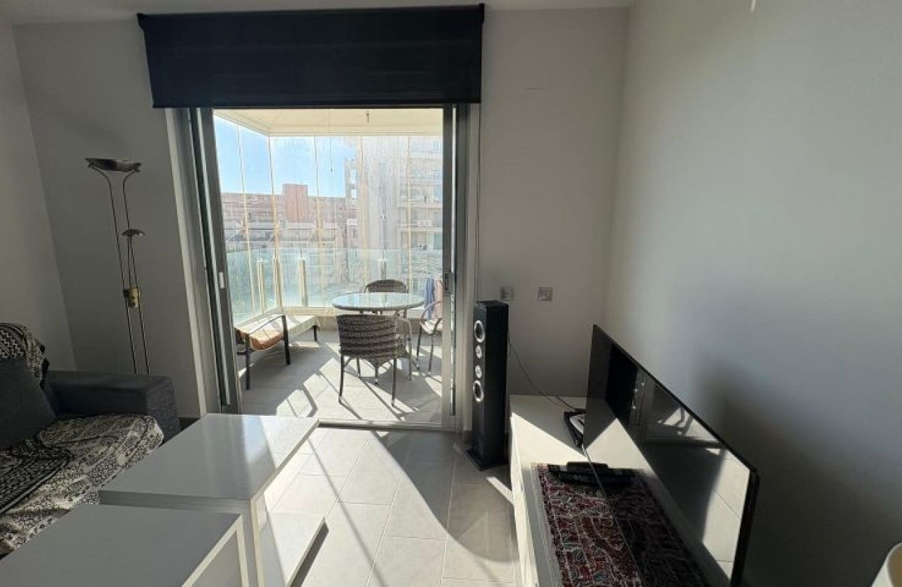 2 chambre Appartement de Plage à vendre à Torrevieja avec piscine - 345 995 € (Ref: 9839001)