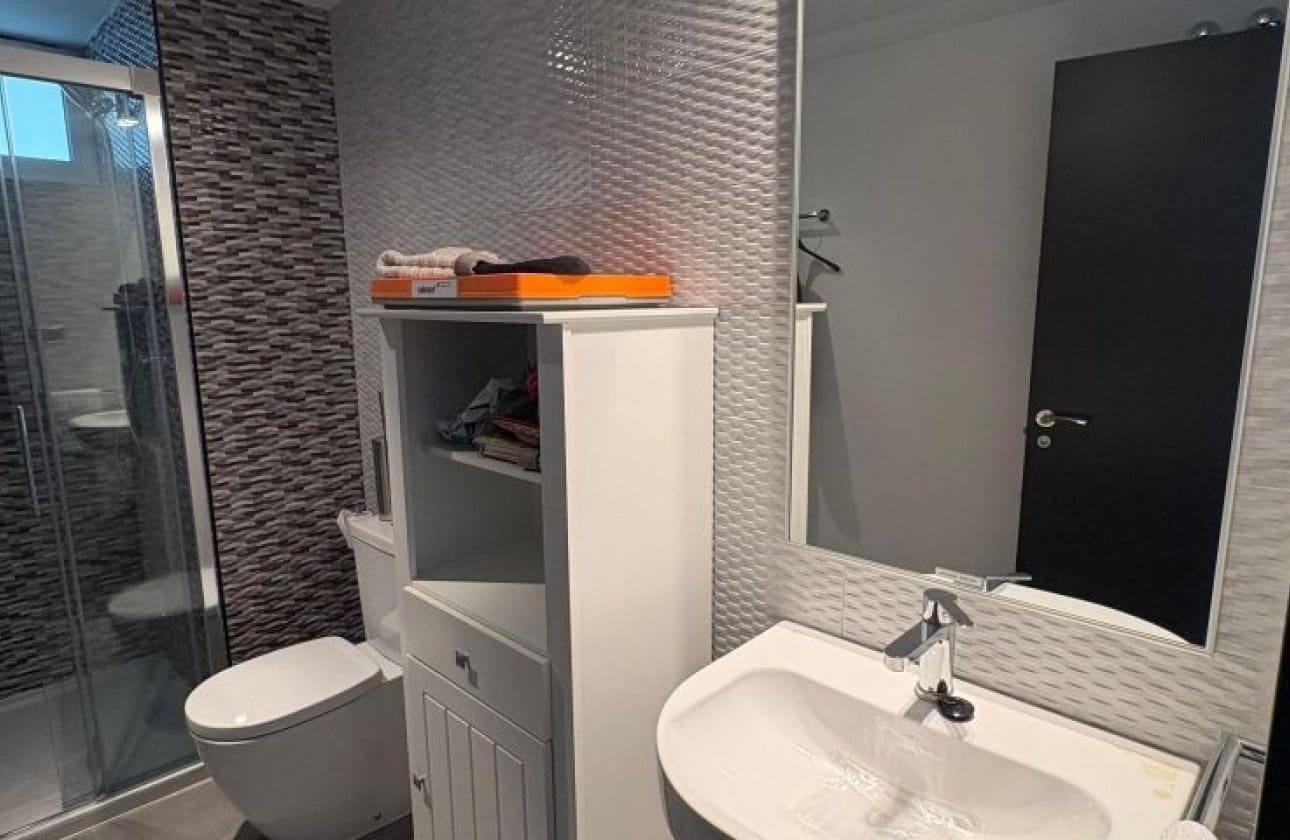 2 chambre Appartement de Plage à vendre à Torrevieja avec piscine - 345 995 € (Ref: 9839001)