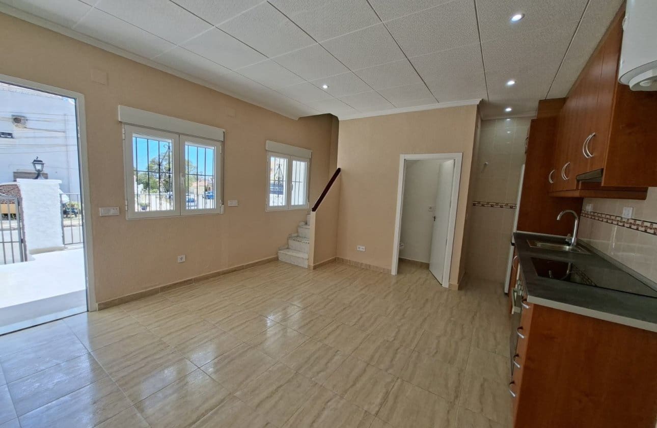 1 bedroom Townhouse for sale in La Marina - € 129,000 (Ref: 9852116)