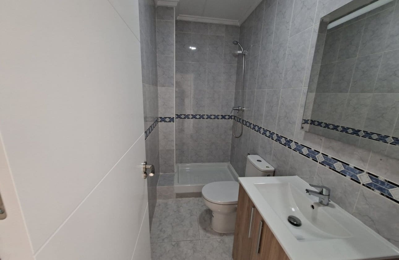 1 bedroom Townhouse for sale in La Marina - € 129,000 (Ref: 9852116)