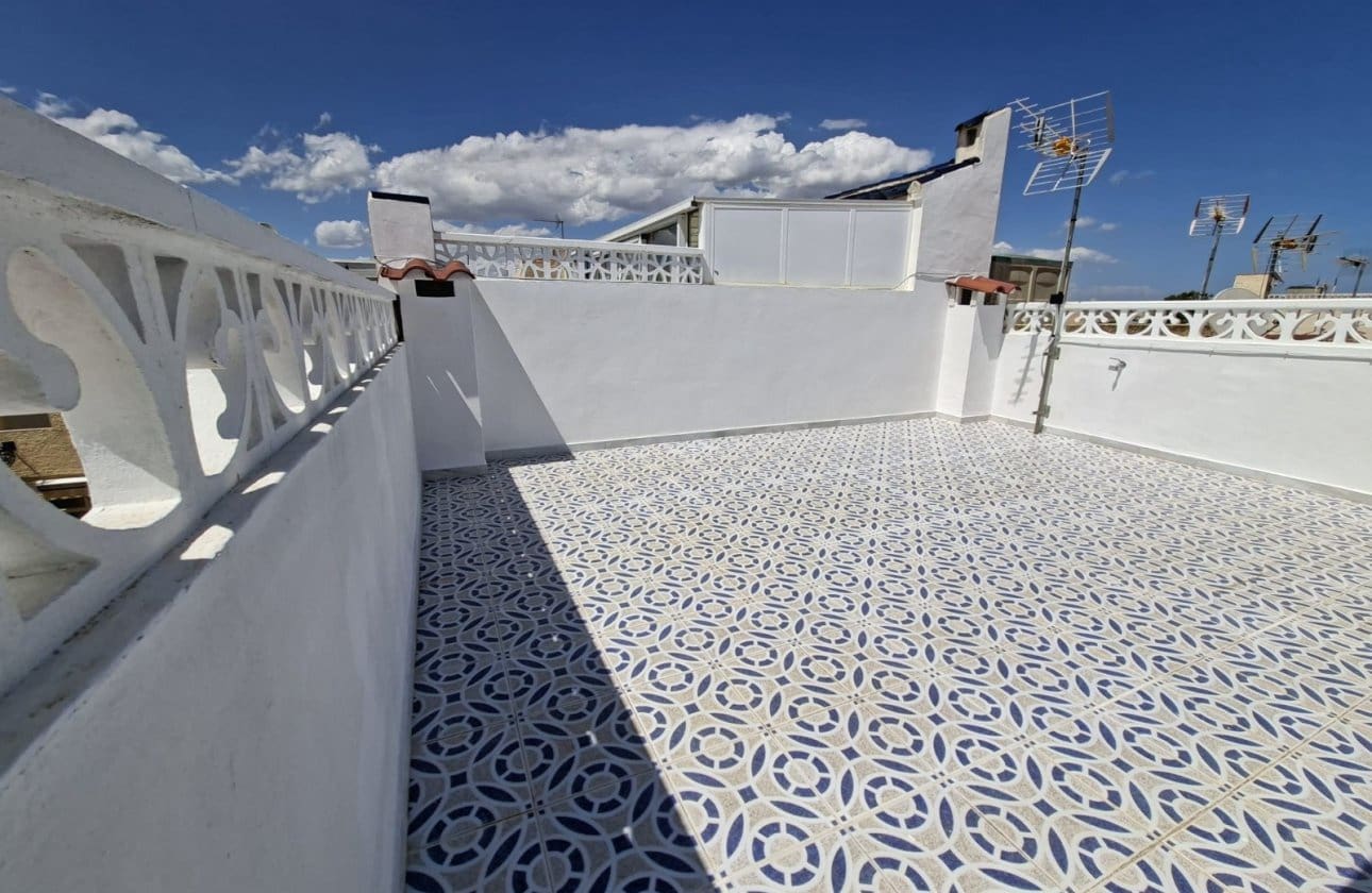 1 bedroom Townhouse for sale in La Marina - € 129,000 (Ref: 9852116)