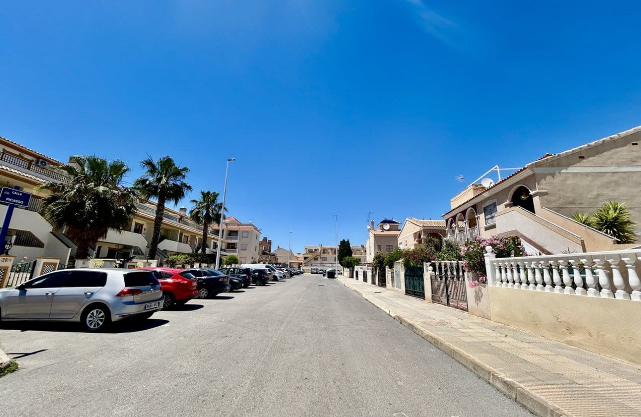 2 camera da letto Attico in vendita in La Zenia con piscina - 165.000 € (Rif: 9852118)