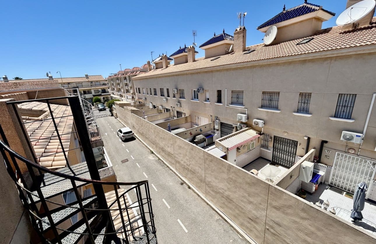 2 camera da letto Attico in vendita in La Zenia con piscina - 165.000 € (Rif: 9852118)