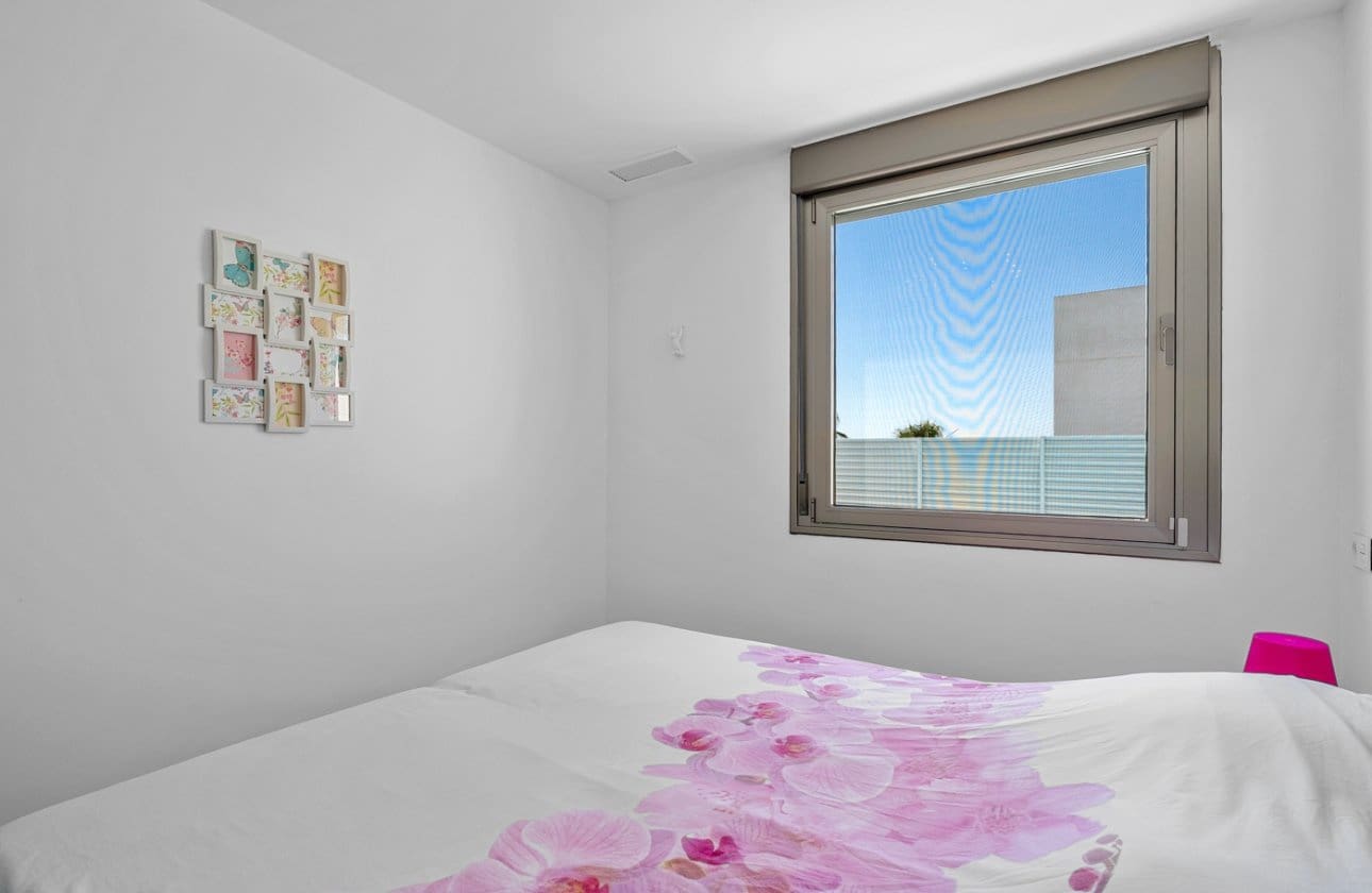 3 soveværelse Villa til salg i La Marina med swimmingpool - € 595.000 (Ref: 9852120)