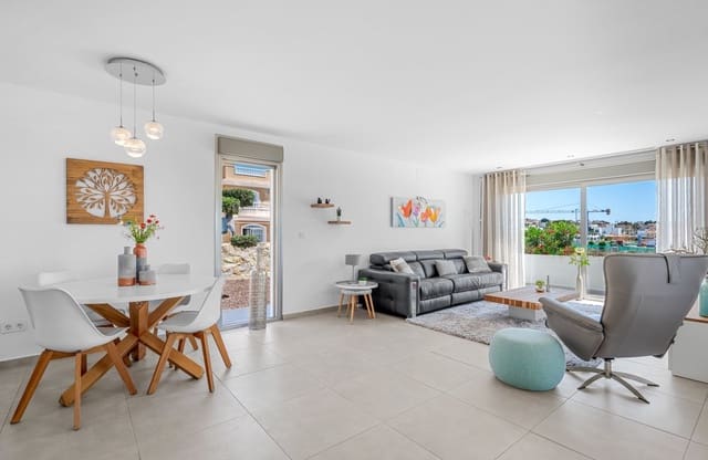 3 soveværelse Villa til salg i La Marina, Elche / Elx med swimmingpool - € 595.000 (Ref: 9852120)