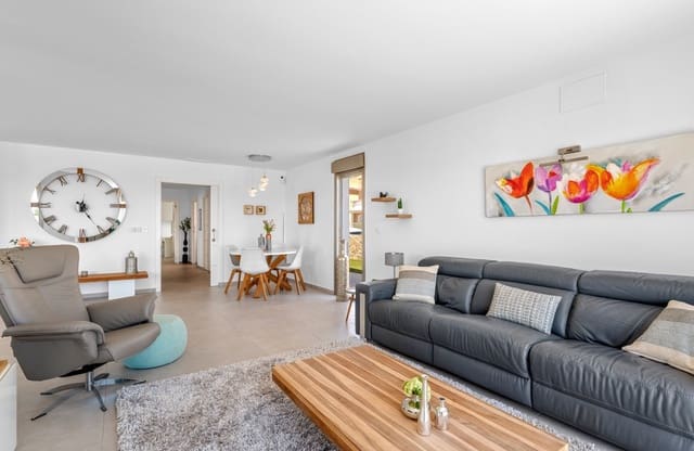 3 soveværelse Villa til salg i La Marina, Elche / Elx med swimmingpool - € 595.000 (Ref: 9852120)